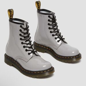 Dr. Martens Women's Grey 1460 WOMEN'S PATENT LEATHER LACE UP BOOTS NWOT